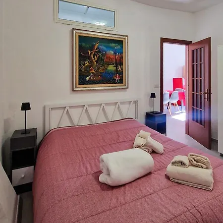 - Il Vicoletto Apartment *